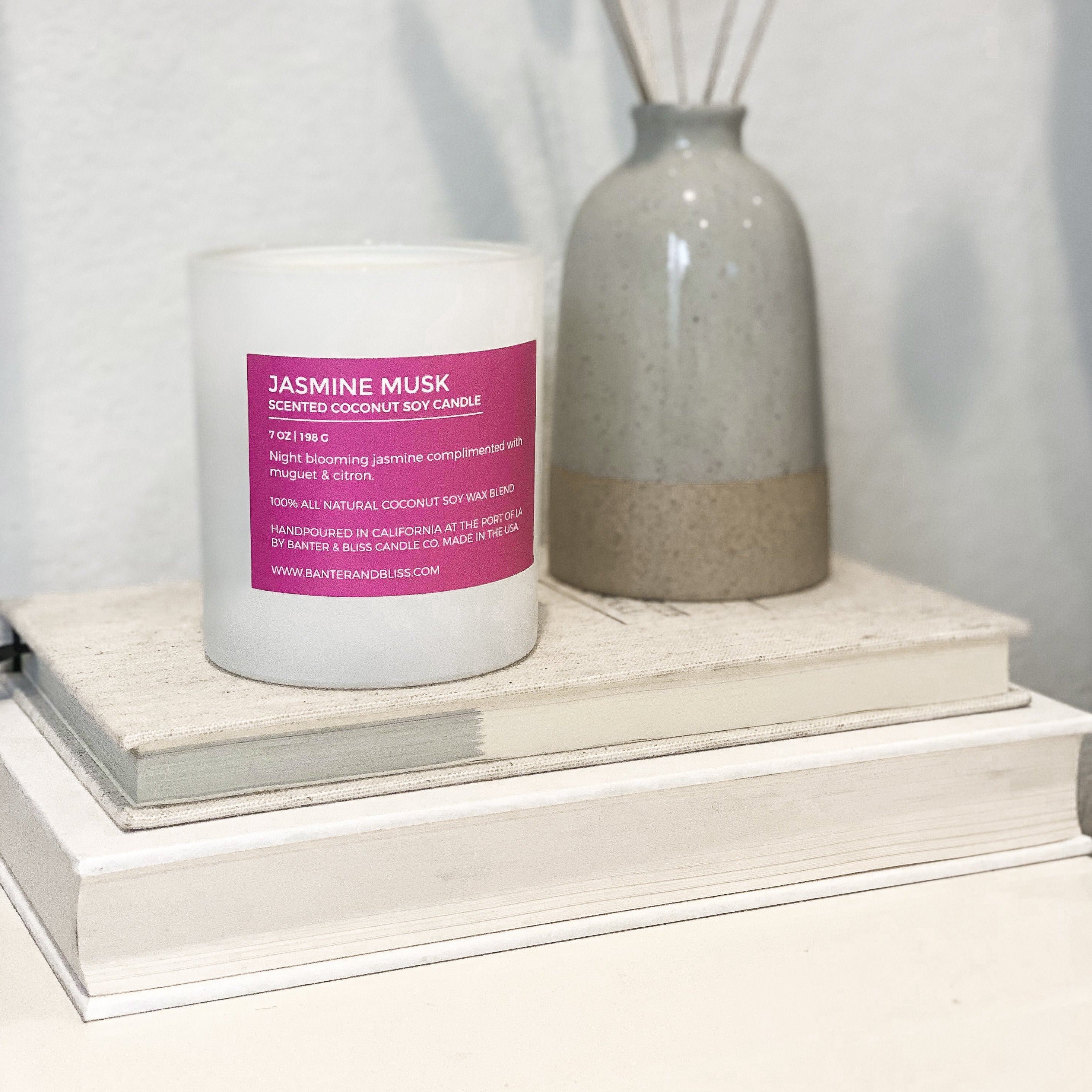 Banter & Bliss Candle Co. Jasmine Musk. 7 oz. Scented Coconut Soy Candle.