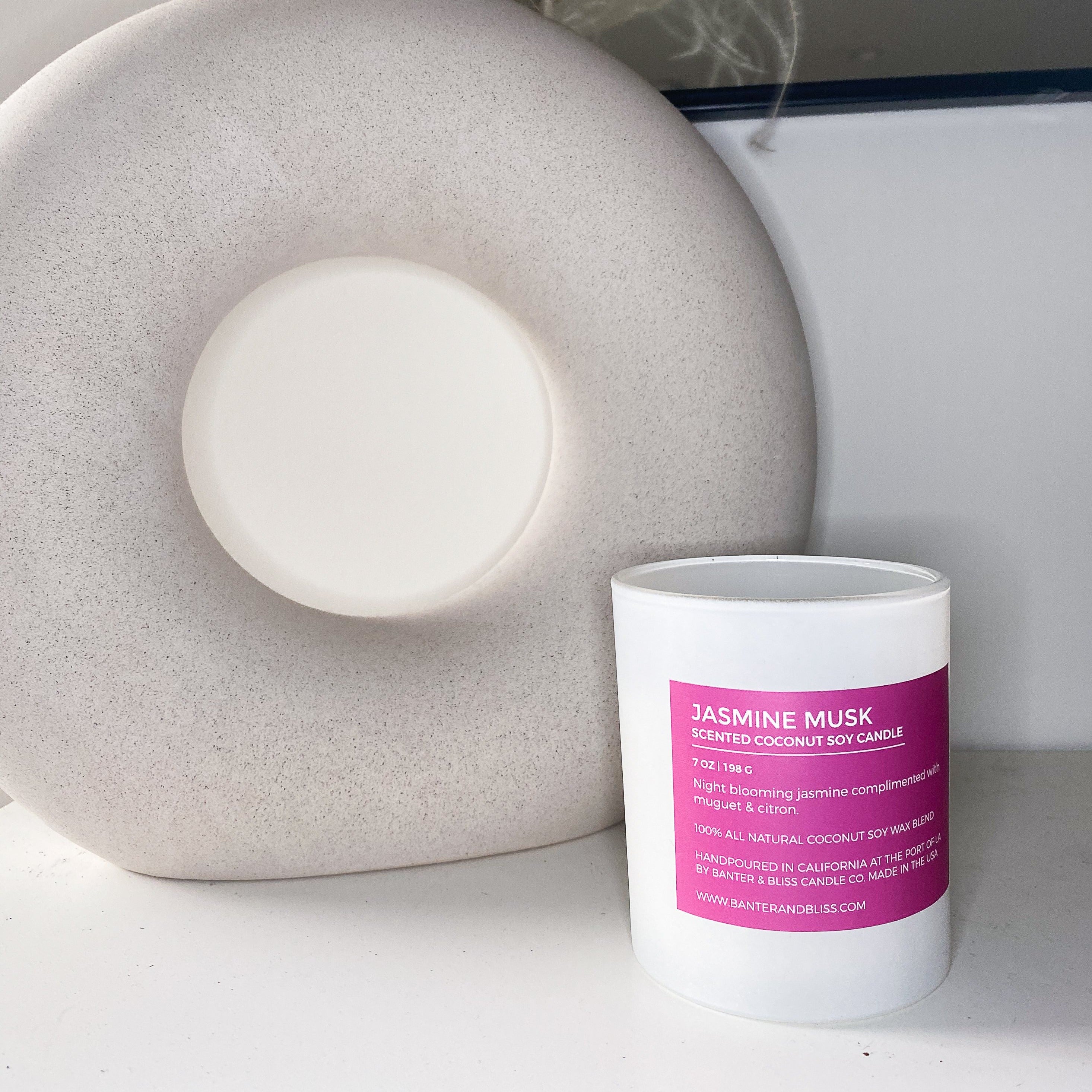 Banter & Bliss Candle Co. Jasmine Musk. 7 oz. Scented Coconut Soy Candle.