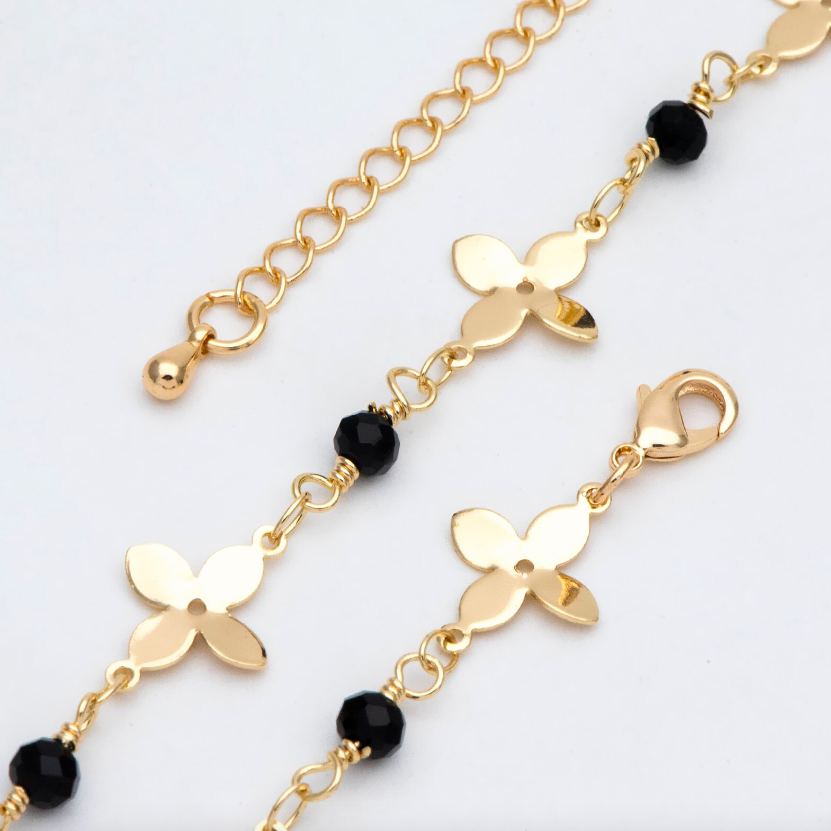 Flower with Black Beads Necklace