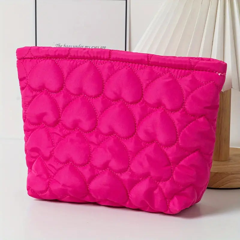 Queen of Hearts Quilted Heart Large Cosmetic Bag in Pink