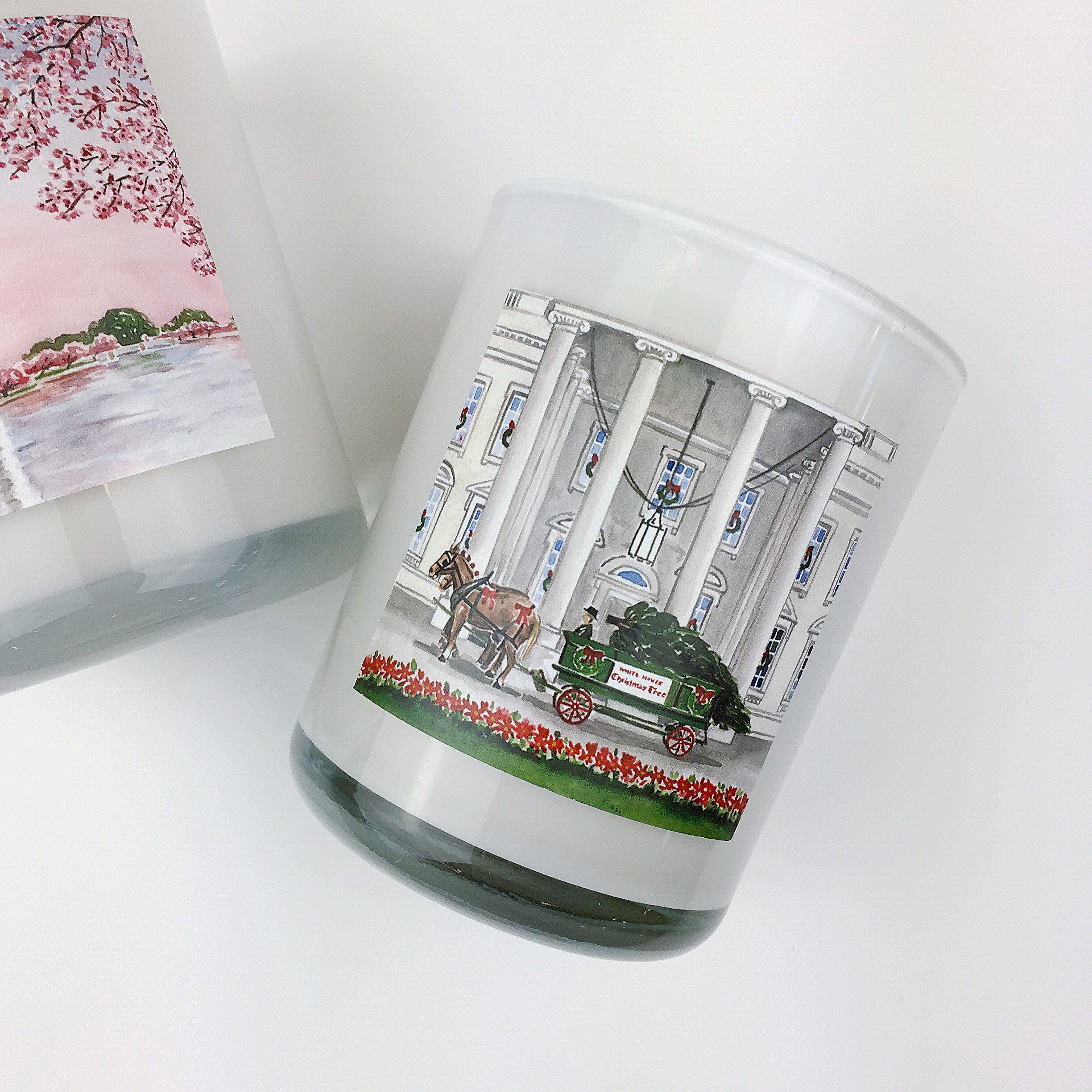 HOLIDAY AT THE WHITE HOUSE. Fraser Fir Coconut Wax Blend Candle.